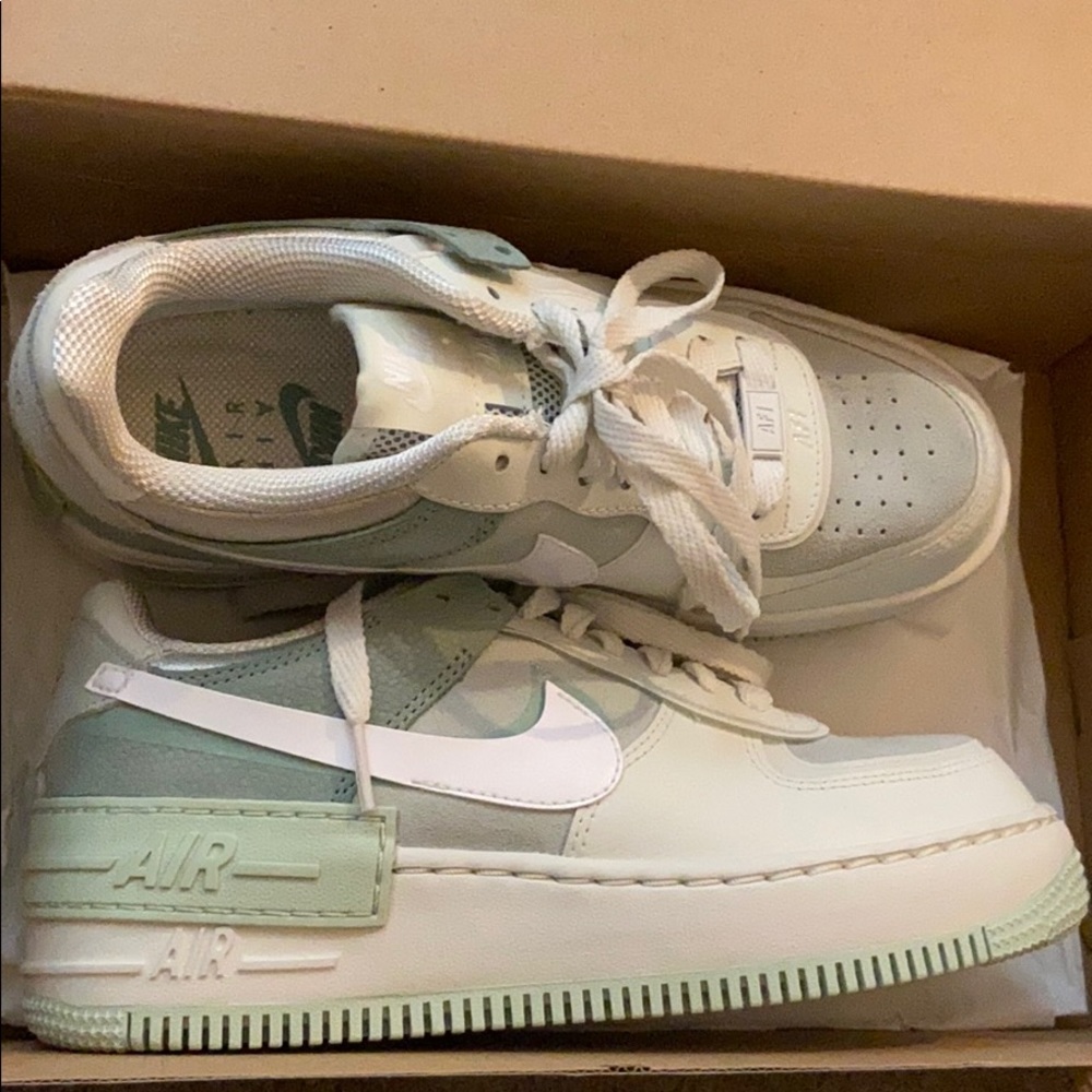 Nike Women’s Airforce 1 Shadow ‘Spruce Aura’